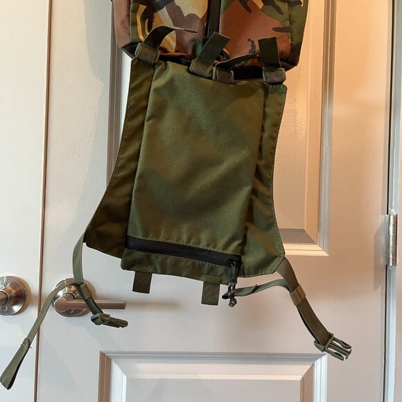 Mystery Ranch Urban Assault 21L backpack, Walkman Backpacks Stick-it Beavertail - Picture 6 of 16